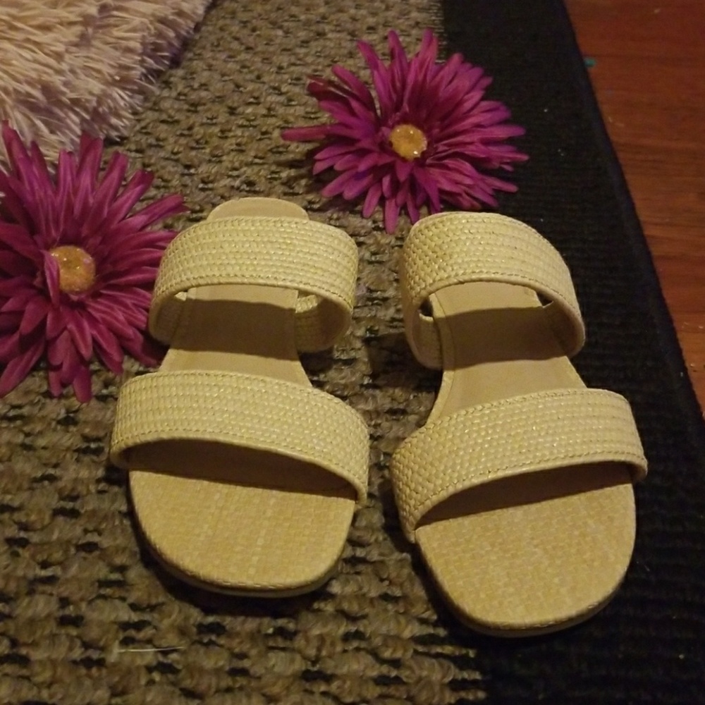 Small for me!! - Picture 2 of 4